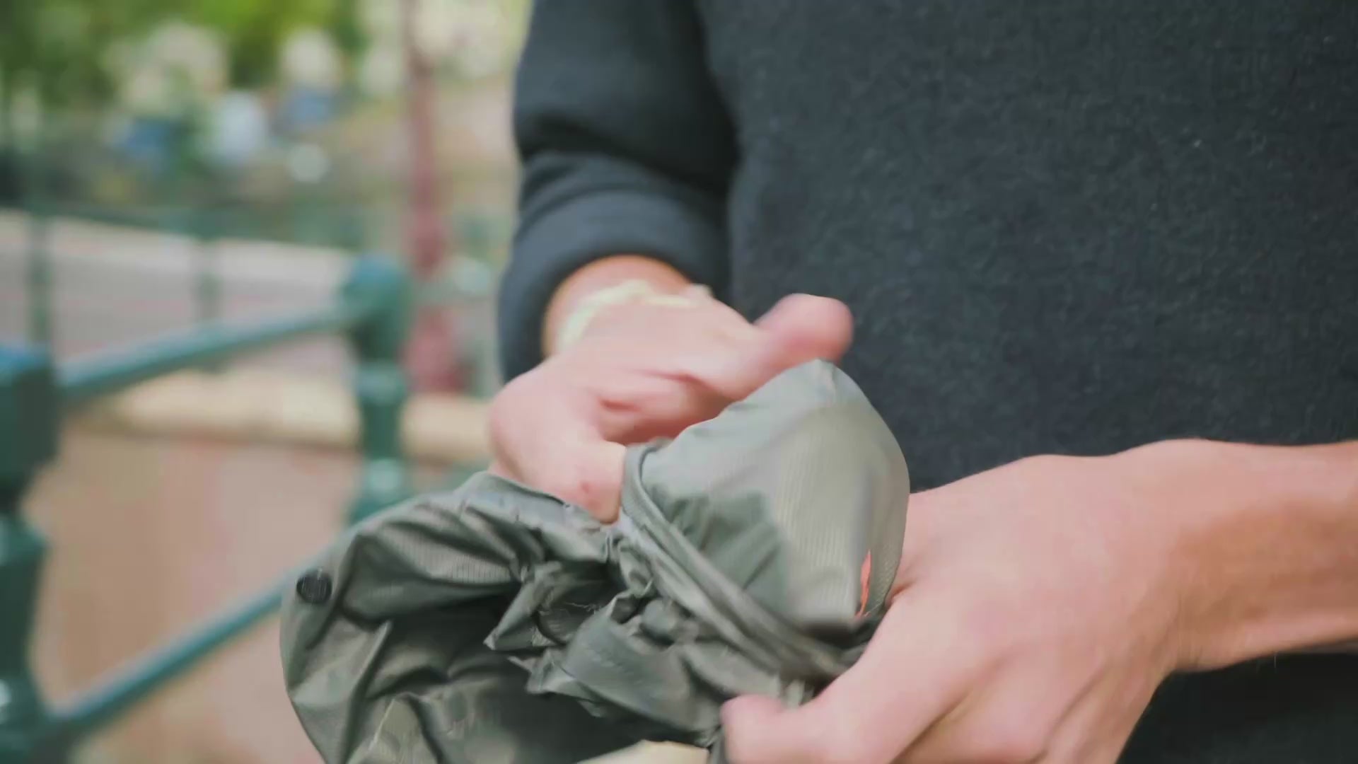 compact helmet bag Lokko